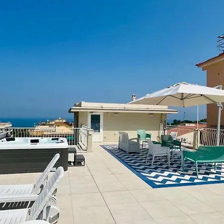 ゲストハウス Palazzo M Luxury 3*